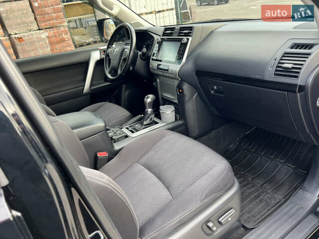 Черный Тойота Ленд Крузер Прадо, объемом двигателя 2.76 л и пробегом 118 тыс. км за 35555 $, фото 11 на Automoto.ua