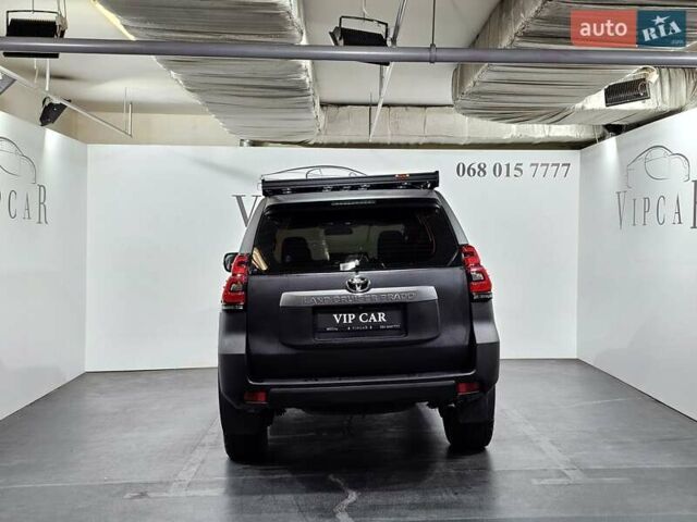 Черный Тойота Ленд Крузер Прадо, объемом двигателя 2.69 л и пробегом 115 тыс. км за 27777 $, фото 11 на Automoto.ua