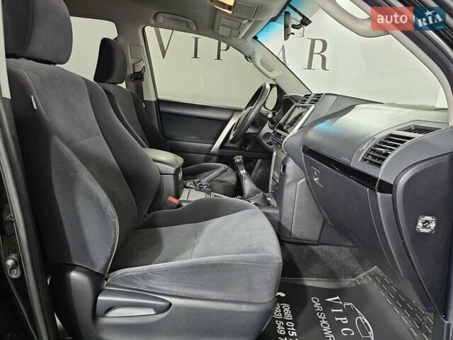 Черный Тойота Ленд Крузер Прадо, объемом двигателя 2.69 л и пробегом 115 тыс. км за 27777 $, фото 20 на Automoto.ua