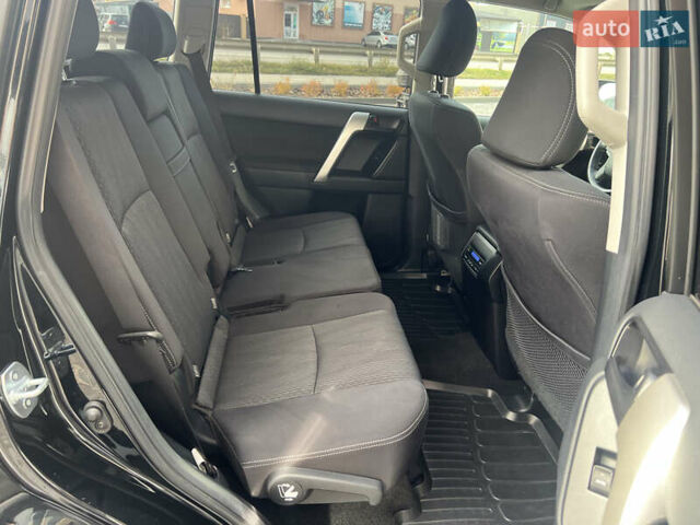 Чорний Тойота Ленд Крузер Прадо, об'ємом двигуна 2.76 л та пробігом 34 тис. км за 41800 $, фото 11 на Automoto.ua