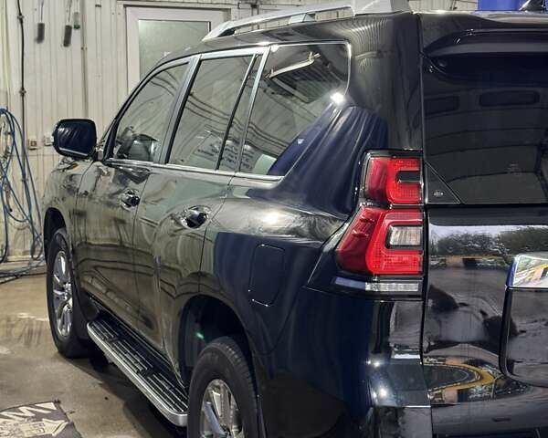 Черный Тойота Ленд Крузер Прадо, объемом двигателя 4 л и пробегом 139 тыс. км за 42000 $, фото 6 на Automoto.ua