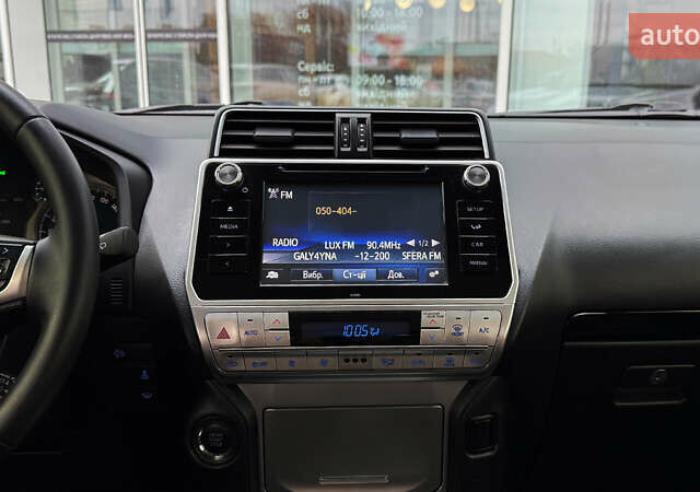 Чорний Тойота Ленд Крузер Прадо, об'ємом двигуна 2.76 л та пробігом 168 тис. км за 38400 $, фото 14 на Automoto.ua