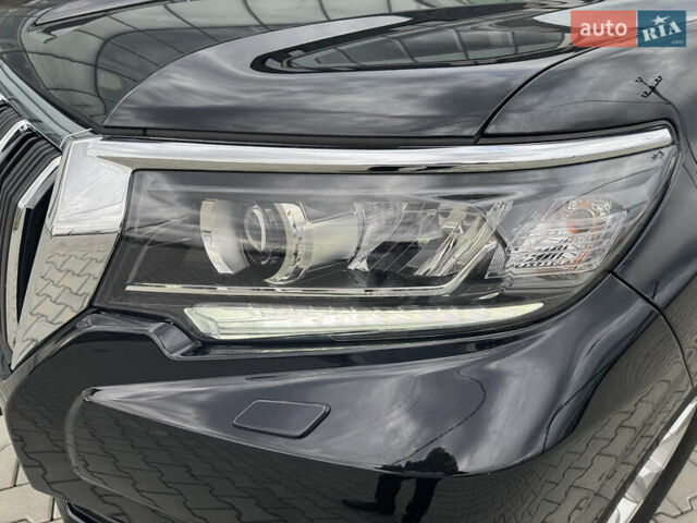 Черный Тойота Ленд Крузер Прадо, объемом двигателя 4 л и пробегом 117 тыс. км за 39500 $, фото 10 на Automoto.ua