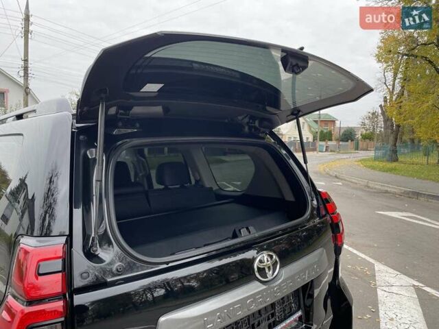 Чорний Тойота Ленд Крузер Прадо, об'ємом двигуна 2.8 л та пробігом 88 тис. км за 39800 $, фото 39 на Automoto.ua