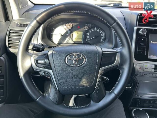 Чорний Тойота Ленд Крузер Прадо, об'ємом двигуна 3.96 л та пробігом 158 тис. км за 37999 $, фото 34 на Automoto.ua