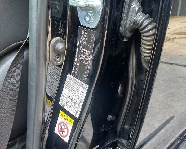 Чорний Тойота Ленд Крузер Прадо, об'ємом двигуна 3.96 л та пробігом 104 тис. км за 38500 $, фото 1 на Automoto.ua