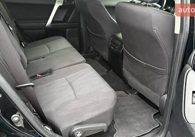 Чорний Тойота Ленд Крузер Прадо, об'ємом двигуна 2.76 л та пробігом 175 тис. км за 37470 $, фото 6 на Automoto.ua