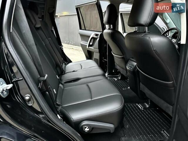 Черный Тойота Ленд Крузер Прадо, объемом двигателя 4 л и пробегом 105 тыс. км за 34750 $, фото 57 на Automoto.ua