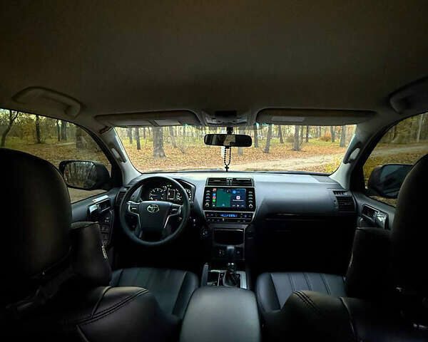 Чорний Тойота Ленд Крузер Прадо, об'ємом двигуна 2.8 л та пробігом 98 тис. км за 39900 $, фото 12 на Automoto.ua