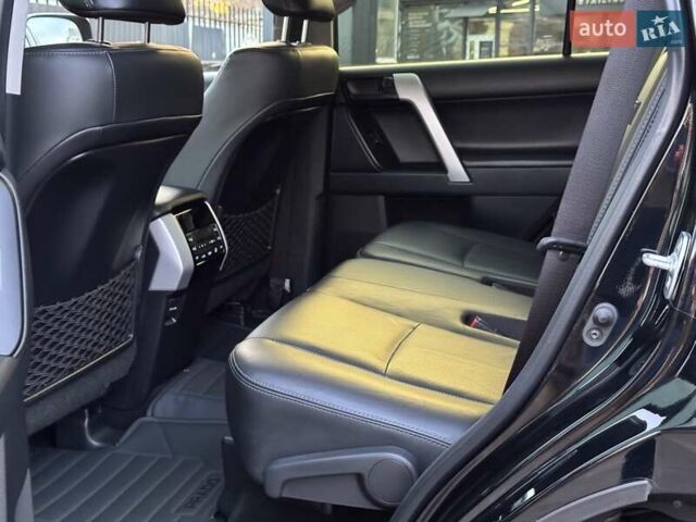 Черный Тойота Ленд Крузер Прадо, объемом двигателя 3.96 л и пробегом 149 тыс. км за 41500 $, фото 21 на Automoto.ua