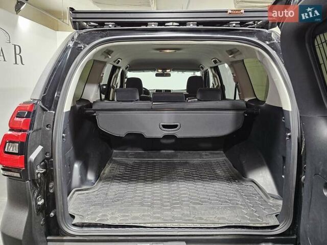 Черный Тойота Ленд Крузер Прадо, объемом двигателя 2.69 л и пробегом 115 тыс. км за 27777 $, фото 14 на Automoto.ua