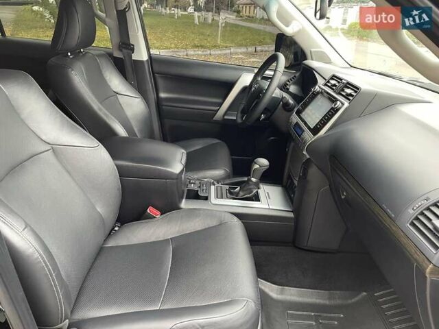 Чорний Тойота Ленд Крузер Прадо, об'ємом двигуна 2.8 л та пробігом 88 тис. км за 39800 $, фото 53 на Automoto.ua