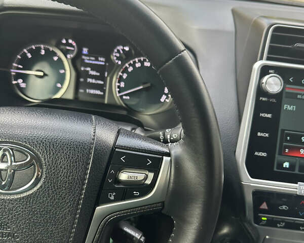 Чорний Тойота Ленд Крузер Прадо, об'ємом двигуна 2.76 л та пробігом 118 тис. км за 45800 $, фото 9 на Automoto.ua