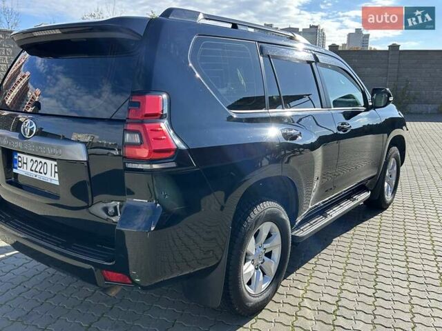 Чорний Тойота Ленд Крузер Прадо, об'ємом двигуна 3.96 л та пробігом 158 тис. км за 37999 $, фото 16 на Automoto.ua