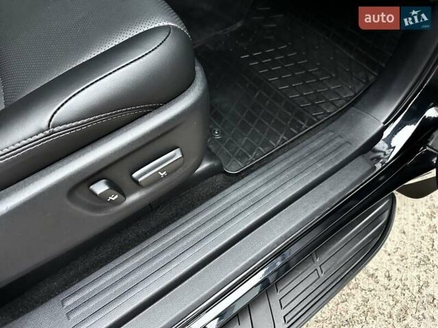 Черный Тойота Ленд Крузер Прадо, объемом двигателя 4 л и пробегом 105 тыс. км за 34750 $, фото 43 на Automoto.ua