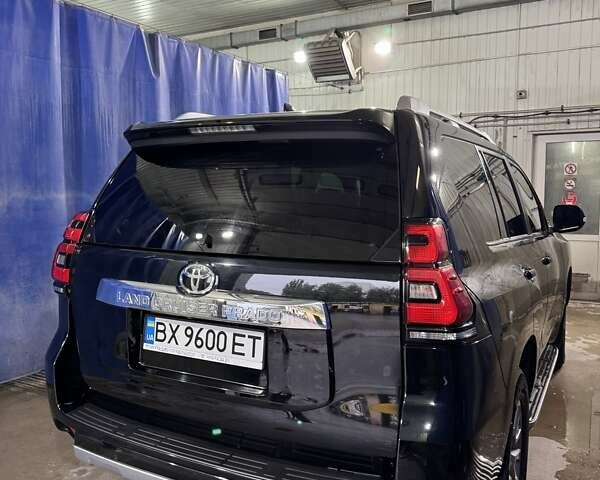 Черный Тойота Ленд Крузер Прадо, объемом двигателя 4 л и пробегом 139 тыс. км за 42000 $, фото 4 на Automoto.ua