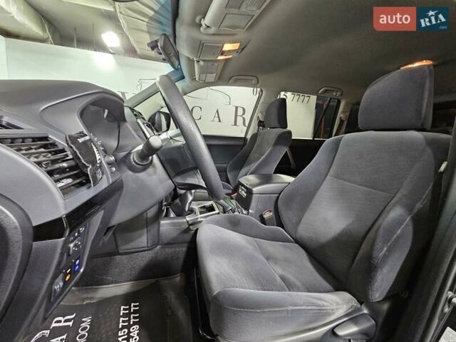 Черный Тойота Ленд Крузер Прадо, объемом двигателя 2.69 л и пробегом 115 тыс. км за 27777 $, фото 23 на Automoto.ua