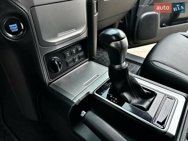 Черный Тойота Ленд Крузер Прадо, объемом двигателя 4 л и пробегом 105 тыс. км за 34750 $, фото 50 на Automoto.ua