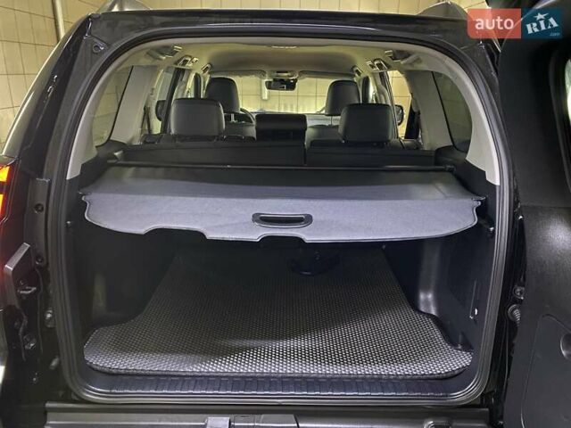 Чорний Тойота Ленд Крузер Прадо, об'ємом двигуна 2.8 л та пробігом 85 тис. км за 44500 $, фото 49 на Automoto.ua