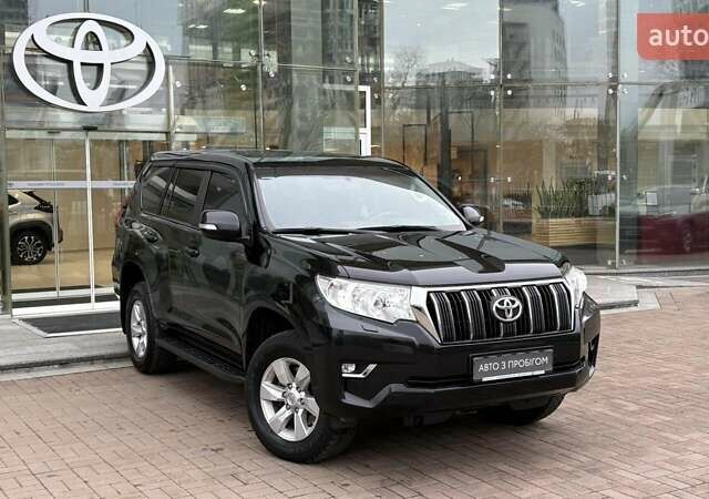 Чорний Тойота Ленд Крузер Прадо, об'ємом двигуна 2.76 л та пробігом 175 тис. км за 37470 $, фото 17 на Automoto.ua