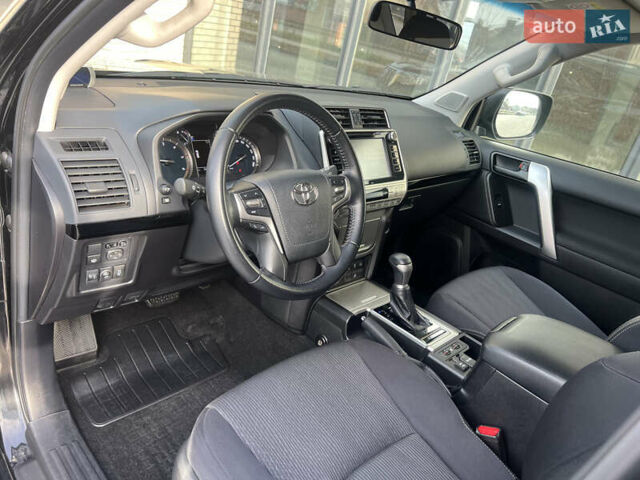 Чорний Тойота Ленд Крузер Прадо, об'ємом двигуна 2.76 л та пробігом 34 тис. км за 41800 $, фото 9 на Automoto.ua