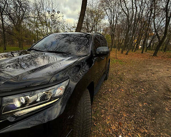 Чорний Тойота Ленд Крузер Прадо, об'ємом двигуна 2.8 л та пробігом 98 тис. км за 39900 $, фото 2 на Automoto.ua