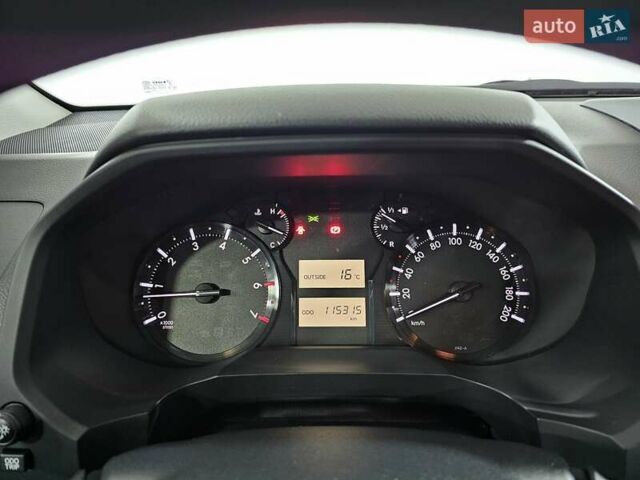 Черный Тойота Ленд Крузер Прадо, объемом двигателя 2.69 л и пробегом 115 тыс. км за 27777 $, фото 34 на Automoto.ua