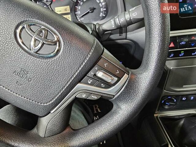 Черный Тойота Ленд Крузер Прадо, объемом двигателя 2.69 л и пробегом 115 тыс. км за 27777 $, фото 36 на Automoto.ua