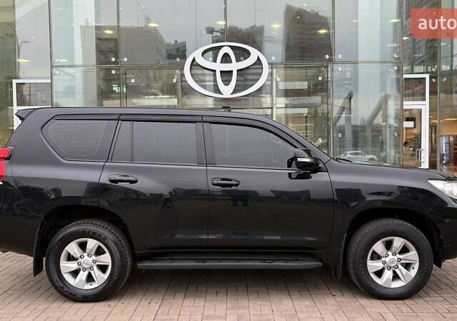 Чорний Тойота Ленд Крузер Прадо, об'ємом двигуна 2.76 л та пробігом 175 тис. км за 37470 $, фото 15 на Automoto.ua