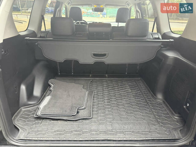 Чорний Тойота Ленд Крузер Прадо, об'ємом двигуна 4 л та пробігом 156 тис. км за 36900 $, фото 15 на Automoto.ua