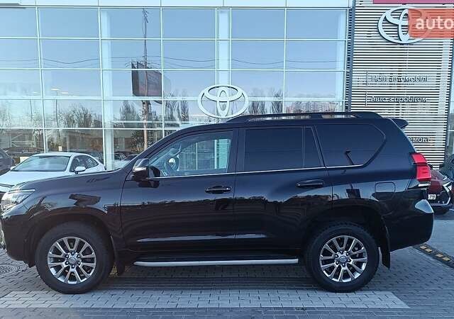 Чорний Тойота Ленд Крузер Прадо, об'ємом двигуна 2.76 л та пробігом 209 тис. км за 37910 $, фото 2 на Automoto.ua