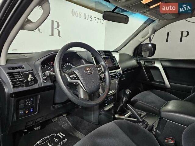 Черный Тойота Ленд Крузер Прадо, объемом двигателя 2.69 л и пробегом 115 тыс. км за 27777 $, фото 22 на Automoto.ua