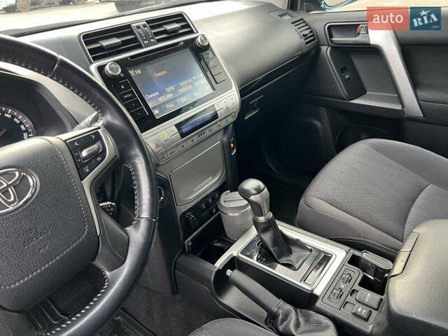 Черный Тойота Ленд Крузер Прадо, объемом двигателя 2.76 л и пробегом 118 тыс. км за 35555 $, фото 10 на Automoto.ua