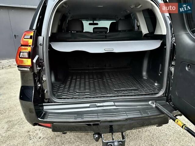 Черный Тойота Ленд Крузер Прадо, объемом двигателя 4 л и пробегом 105 тыс. км за 34750 $, фото 63 на Automoto.ua