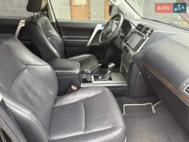 Чорний Тойота Ленд Крузер Прадо, об'ємом двигуна 4 л та пробігом 156 тис. км за 36900 $, фото 17 на Automoto.ua