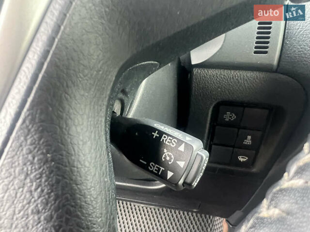 Черный Тойота Ленд Крузер Прадо, объемом двигателя 2.8 л и пробегом 107 тыс. км за 37500 $, фото 25 на Automoto.ua