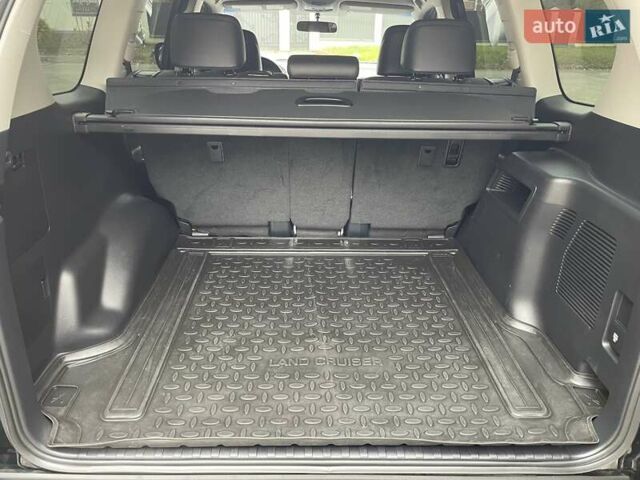 Чорний Тойота Ленд Крузер Прадо, об'ємом двигуна 2.8 л та пробігом 88 тис. км за 39800 $, фото 42 на Automoto.ua
