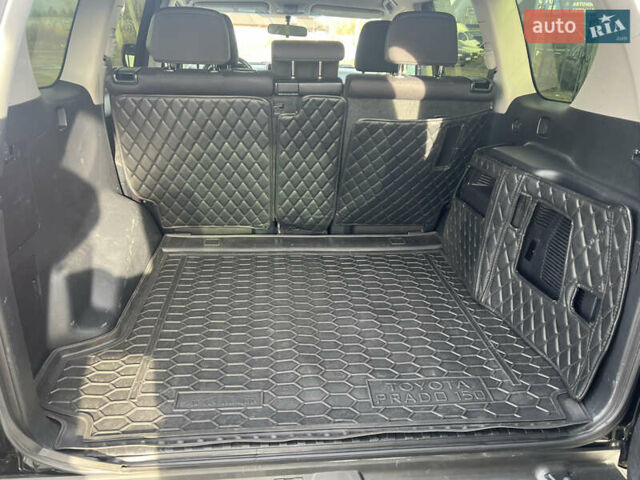 Черный Тойота Ленд Крузер Прадо, объемом двигателя 2.8 л и пробегом 107 тыс. км за 37500 $, фото 18 на Automoto.ua