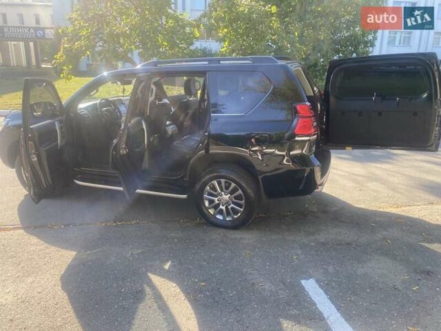 Черный Тойота Ленд Крузер Прадо, объемом двигателя 3.96 л и пробегом 106 тыс. км за 42000 $, фото 13 на Automoto.ua