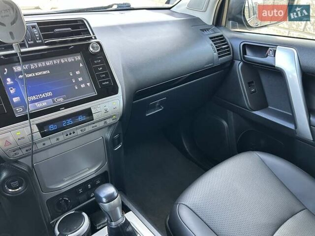 Чорний Тойота Ленд Крузер Прадо, об'ємом двигуна 3.96 л та пробігом 158 тис. км за 37999 $, фото 32 на Automoto.ua