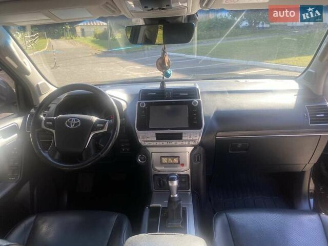 Черный Тойота Ленд Крузер Прадо, объемом двигателя 3.96 л и пробегом 106 тыс. км за 42000 $, фото 17 на Automoto.ua