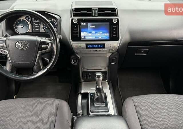 Чорний Тойота Ленд Крузер Прадо, об'ємом двигуна 2.76 л та пробігом 175 тис. км за 37470 $, фото 7 на Automoto.ua