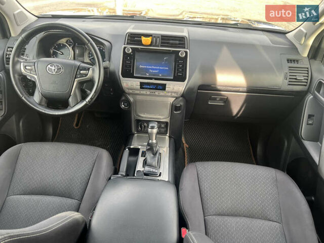 Черный Тойота Ленд Крузер Прадо, объемом двигателя 2.8 л и пробегом 107 тыс. км за 37500 $, фото 21 на Automoto.ua