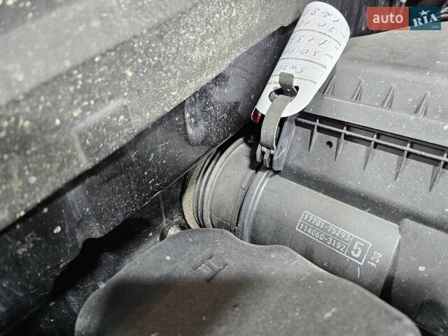 Черный Тойота Ленд Крузер Прадо, объемом двигателя 2.69 л и пробегом 115 тыс. км за 27777 $, фото 38 на Automoto.ua