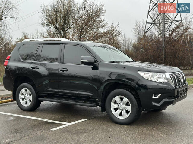 Черный Тойота Ленд Крузер Прадо, объемом двигателя 2.76 л и пробегом 144 тыс. км за 37300 $, фото 7 на Automoto.ua