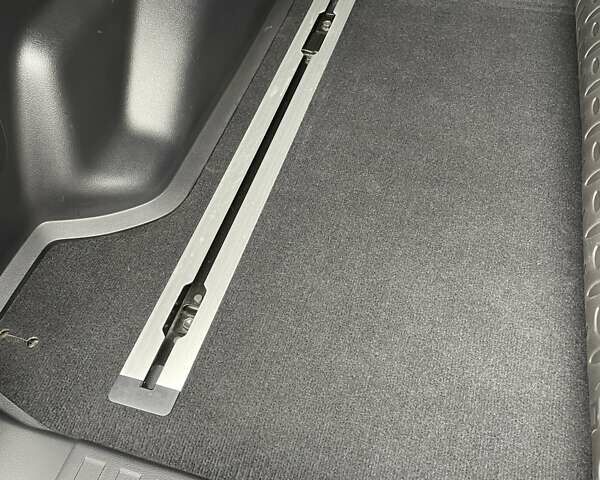 Чорний Тойота Ленд Крузер Прадо, об'ємом двигуна 2.8 л та пробігом 88 тис. км за 39800 $, фото 43 на Automoto.ua