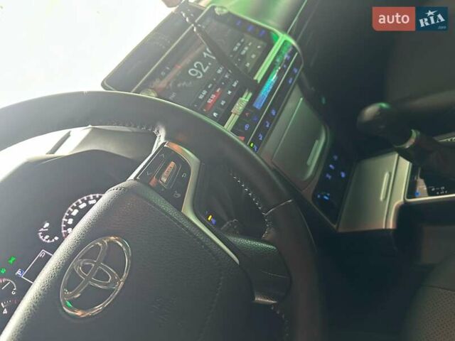 Чорний Тойота Ленд Крузер Прадо, об'ємом двигуна 2.76 л та пробігом 118 тис. км за 45800 $, фото 7 на Automoto.ua