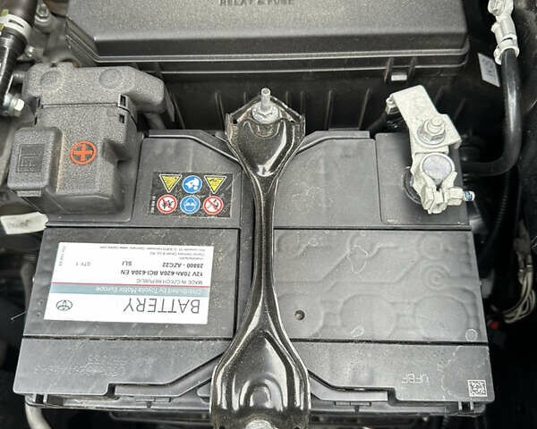 Чорний Тойота Ленд Крузер Прадо, об'ємом двигуна 3.96 л та пробігом 105 тис. км за 44000 $, фото 51 на Automoto.ua