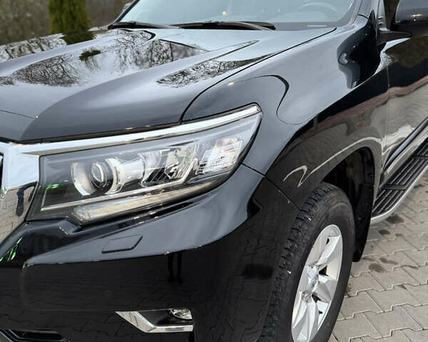 Черный Тойота Ленд Крузер Прадо, объемом двигателя 3.96 л и пробегом 153 тыс. км за 40500 $, фото 8 на Automoto.ua