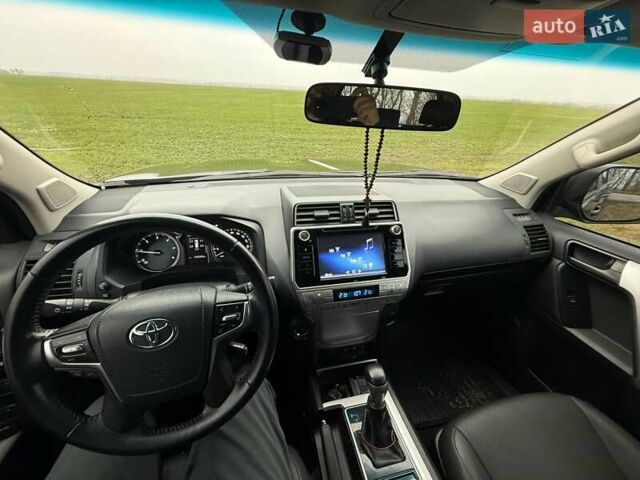 Черный Тойота Ленд Крузер Прадо, объемом двигателя 2.76 л и пробегом 134 тыс. км за 39900 $, фото 6 на Automoto.ua